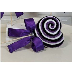 Decorative Velvety Yarn Purple,‎ Black & White Heart Lollipop with Purple Bow #2